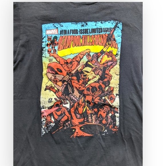 Marvel sides of deadpool comic book shirt medium - Picture 2 of 5
